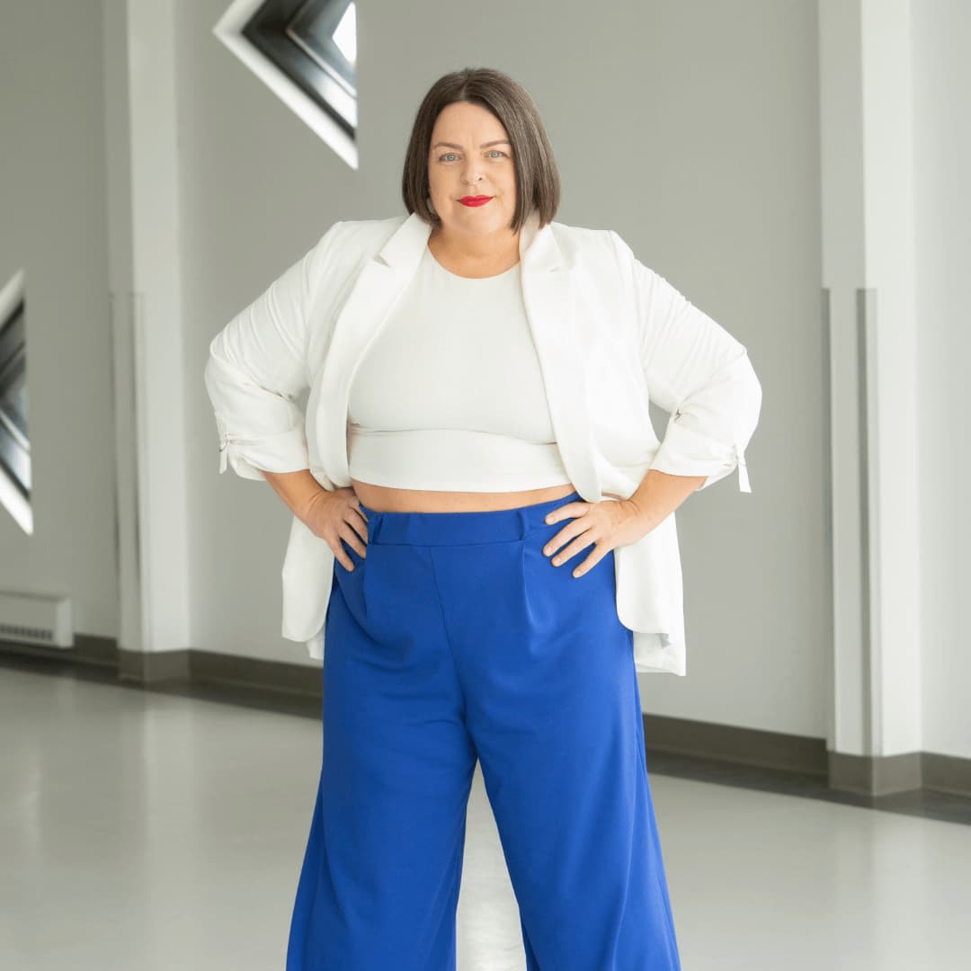 ABOUT STEPHANIE DODIER About Stephanie Dodier